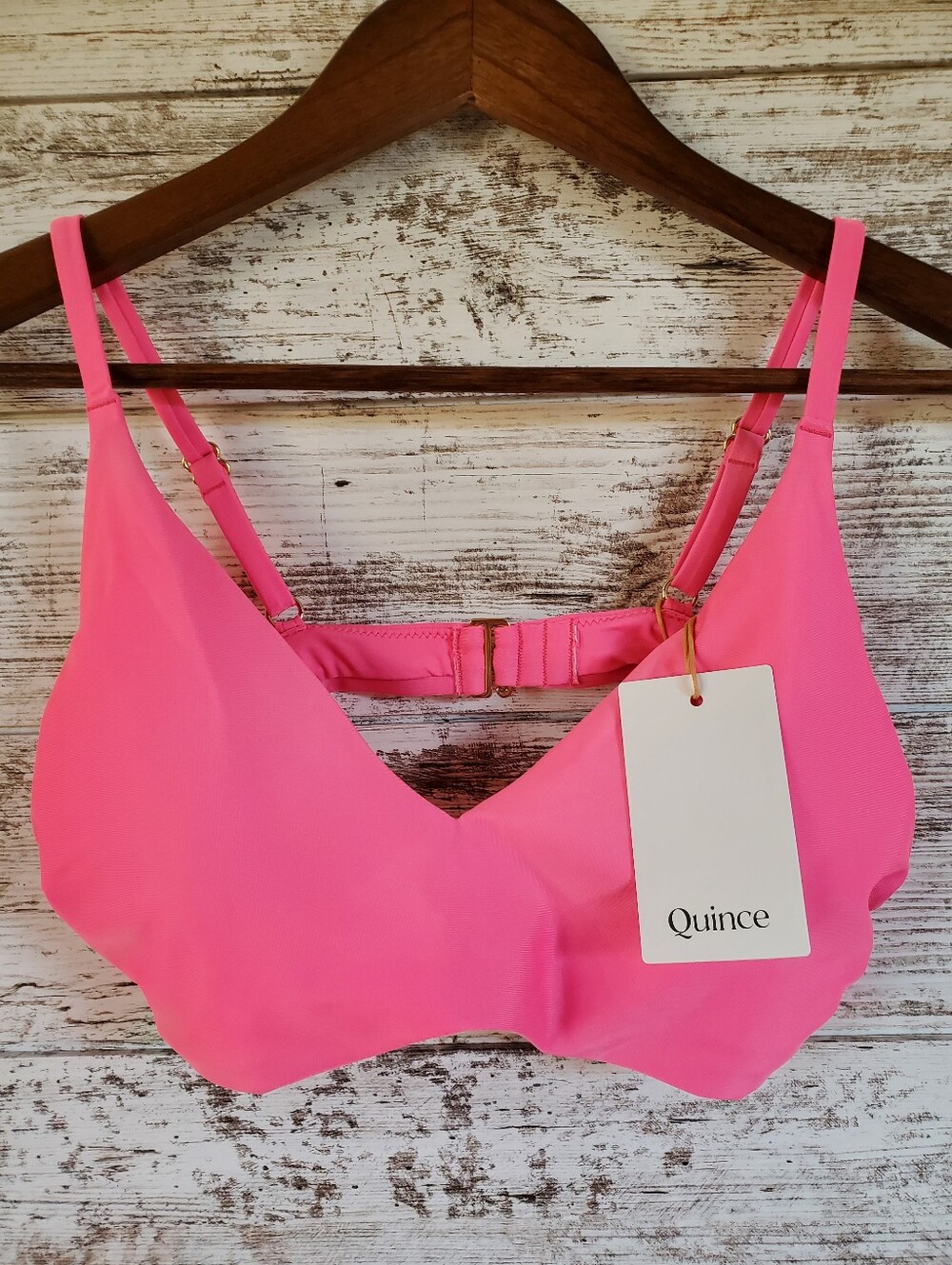 NWT Quince Italian V-Neck Bikini Top Bubblegum Pink